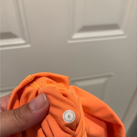 Lululemon Wunder Under High-Rise Tight 25"
Orange Soda size 6 - Picture 6 of 6